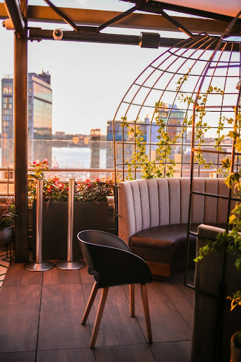 rooftop bar