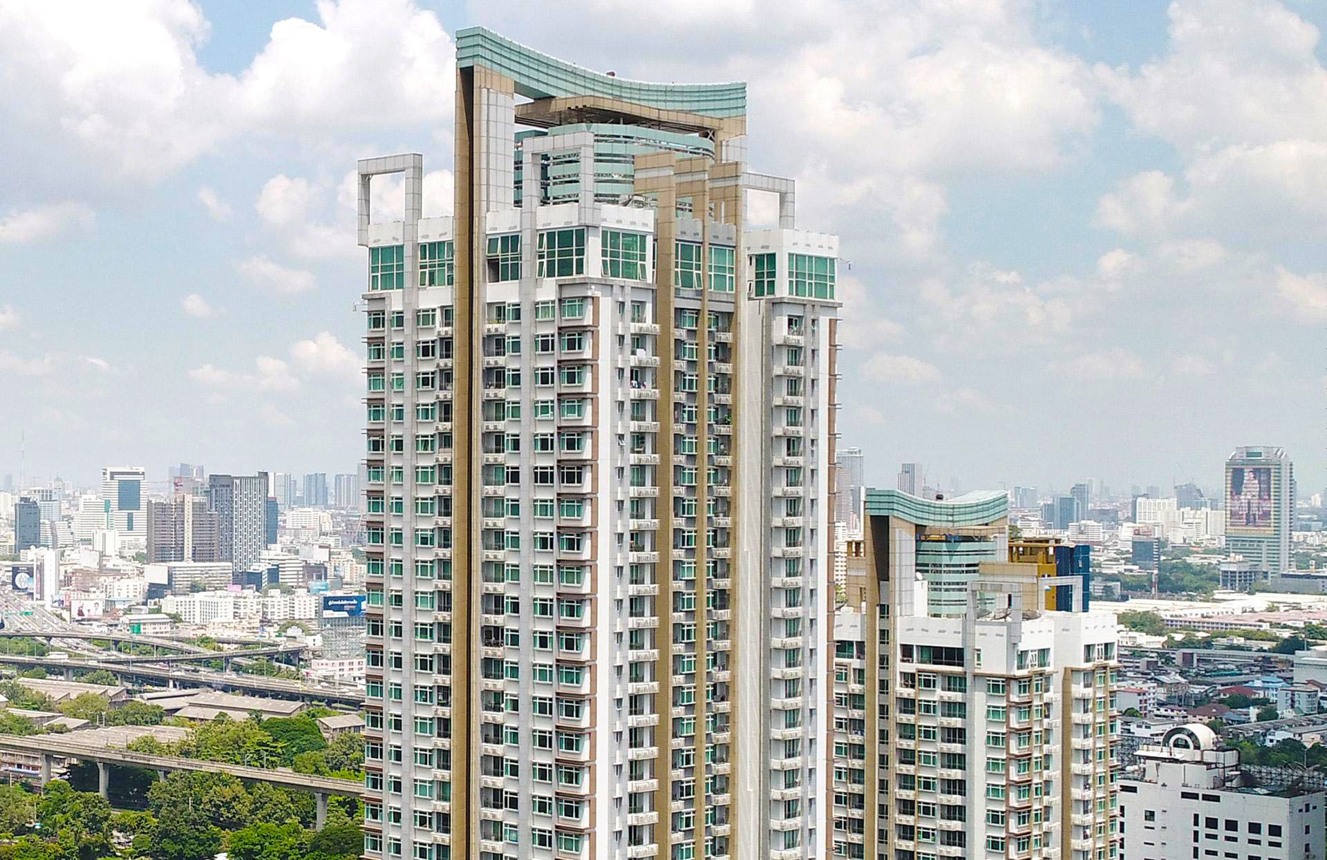 Circle exterior