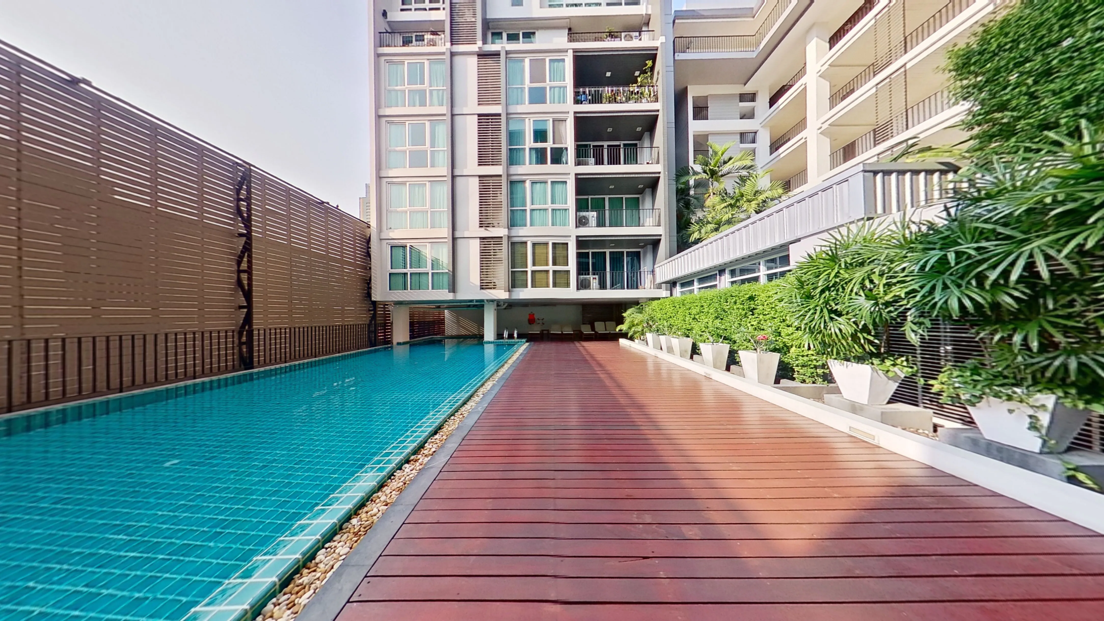 DLV exterior