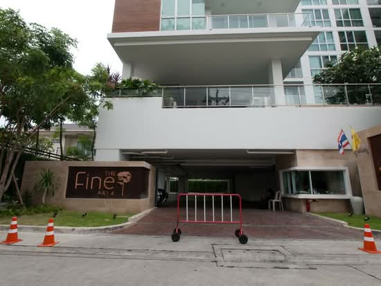 Fine by Fine exterior