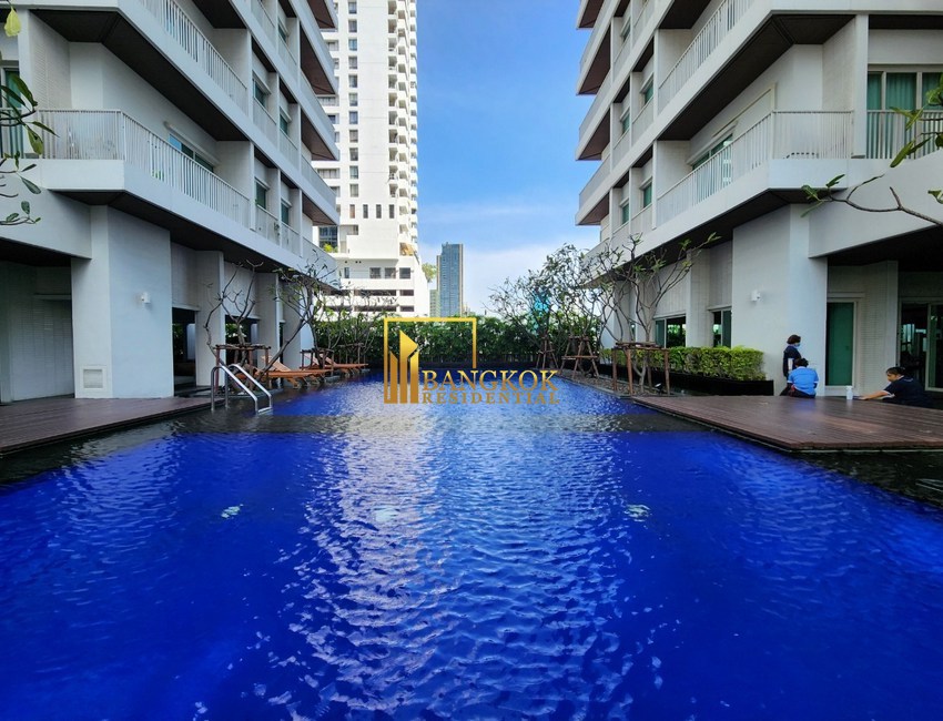 Noble Ora exterior