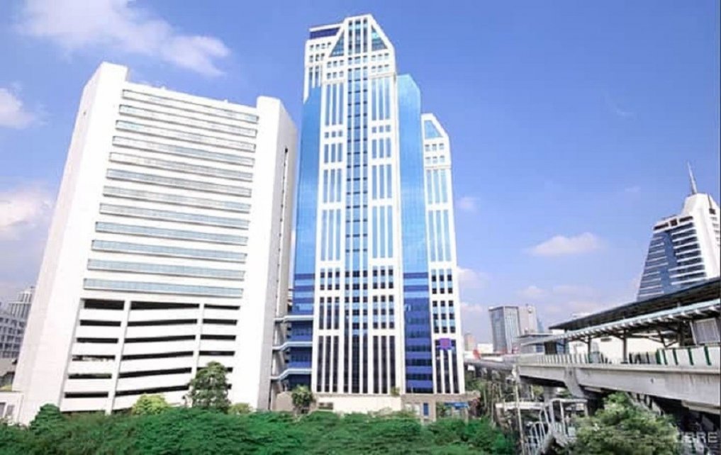 one pacific place 725thb exterior