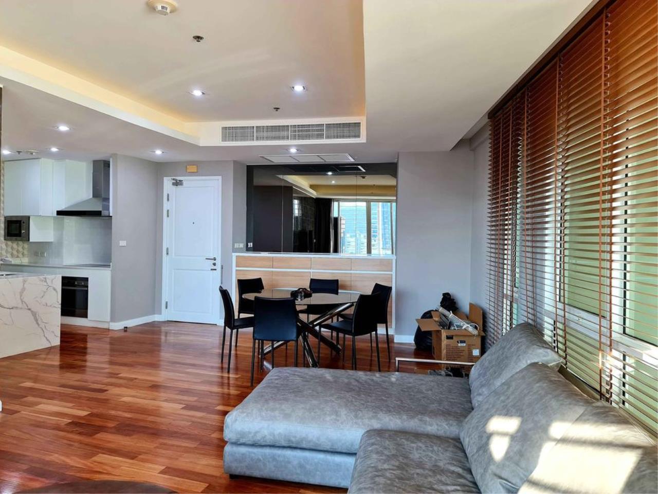 2 bedrooms 2 bathrooms baan radjaprasong for rent
