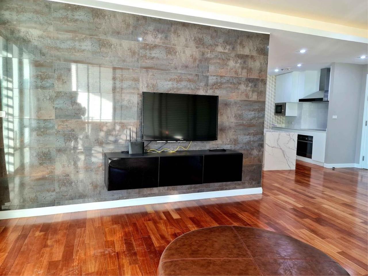 2 bedrooms 2 bathrooms baan radjaprasong for rent