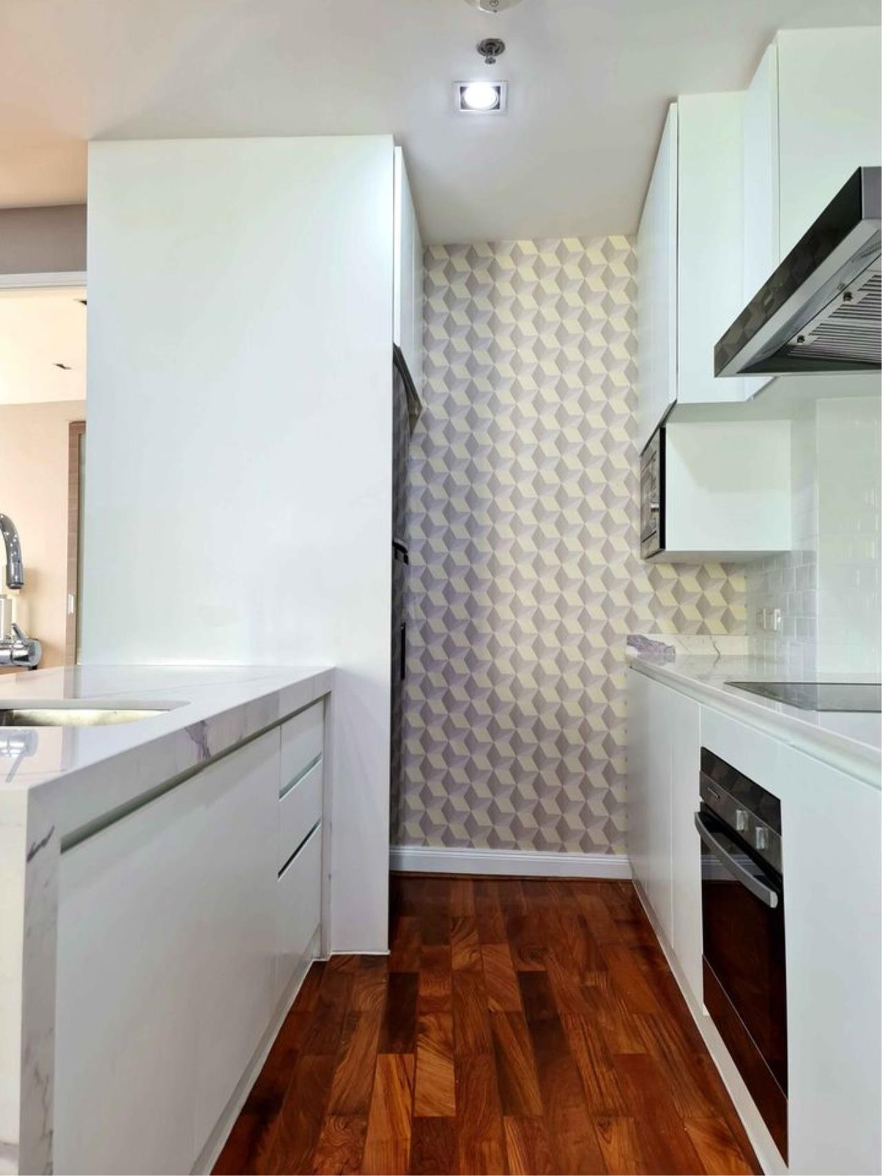 2 bedrooms 2 bathrooms baan radjaprasong for rent