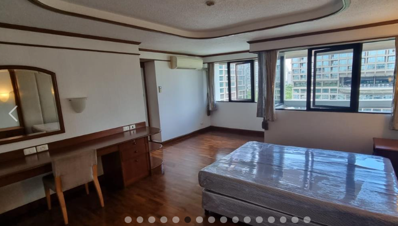 3 Bedrooms, 3 Bathrooms Size 300sqm. Peng Seng Mansion for Rent