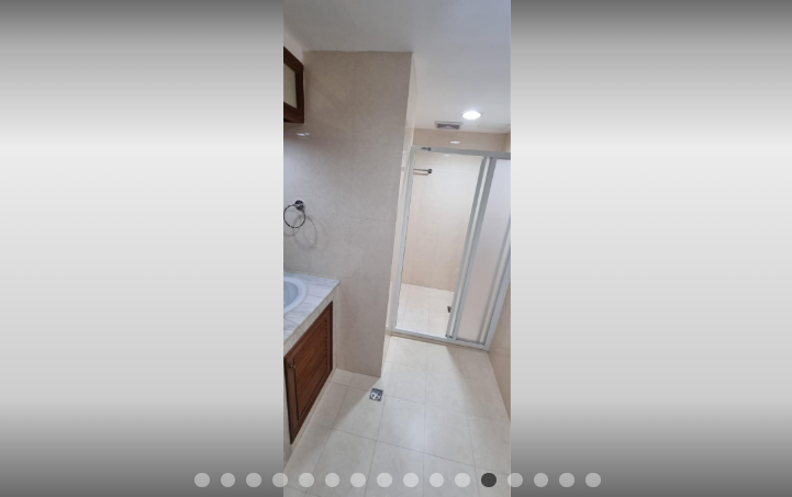 3 Bedrooms, 3 Bathrooms Size 300sqm. Peng Seng Mansion for Rent