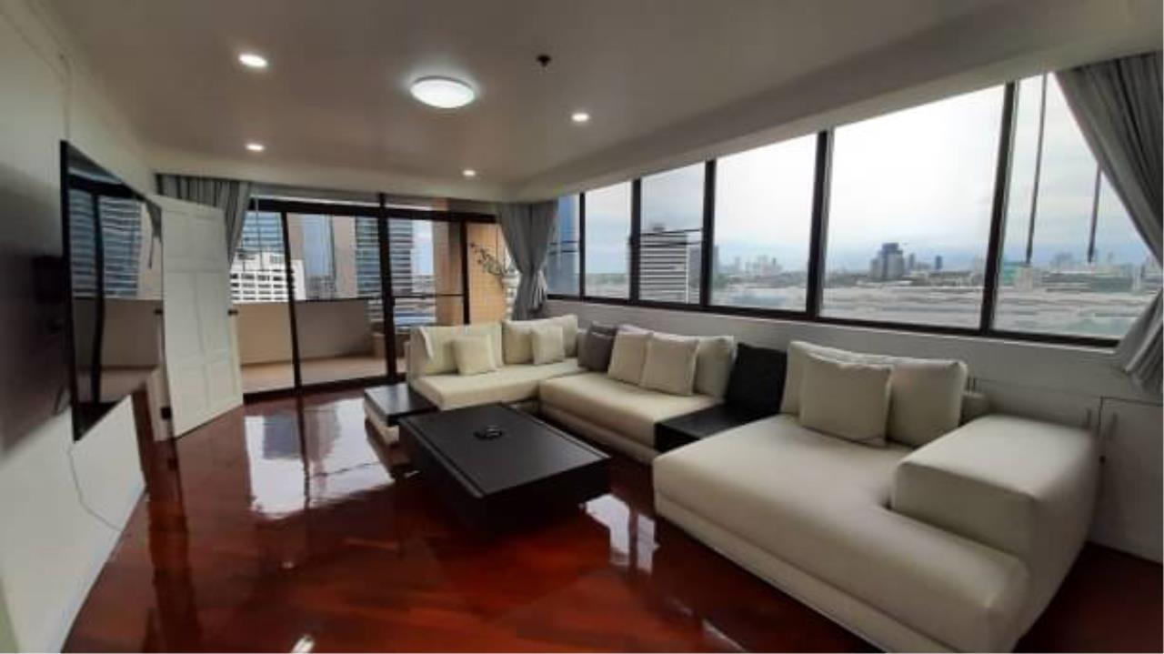 3 bedrooms 4 bathrooms ruamsuk condominium for rent