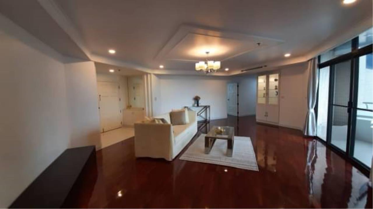 3 bedrooms 4 bathrooms ruamsuk condominium for rent