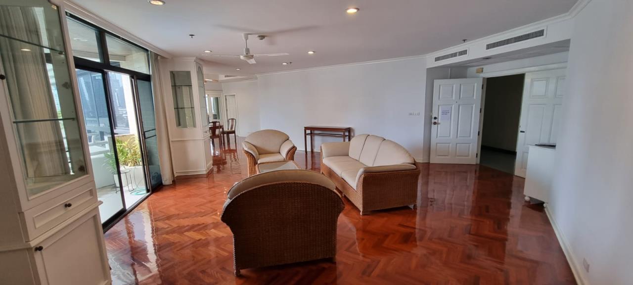 3 bedrooms 3 bathrooms ruamsuk condo for rent