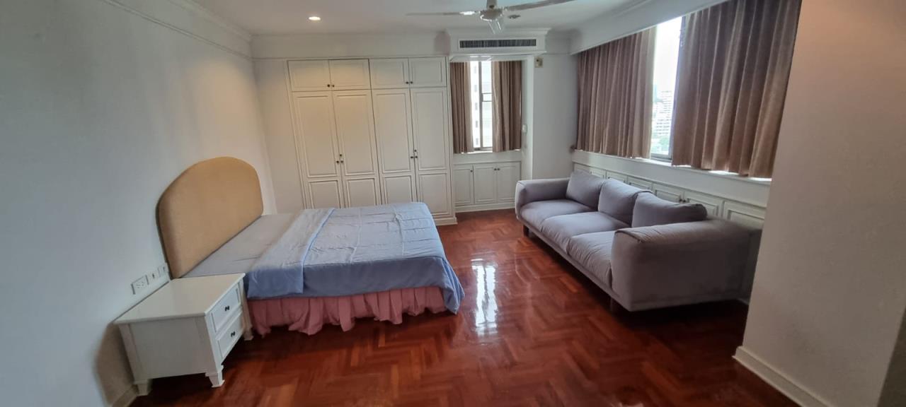 3 bedrooms 3 bathrooms ruamsuk condo for rent