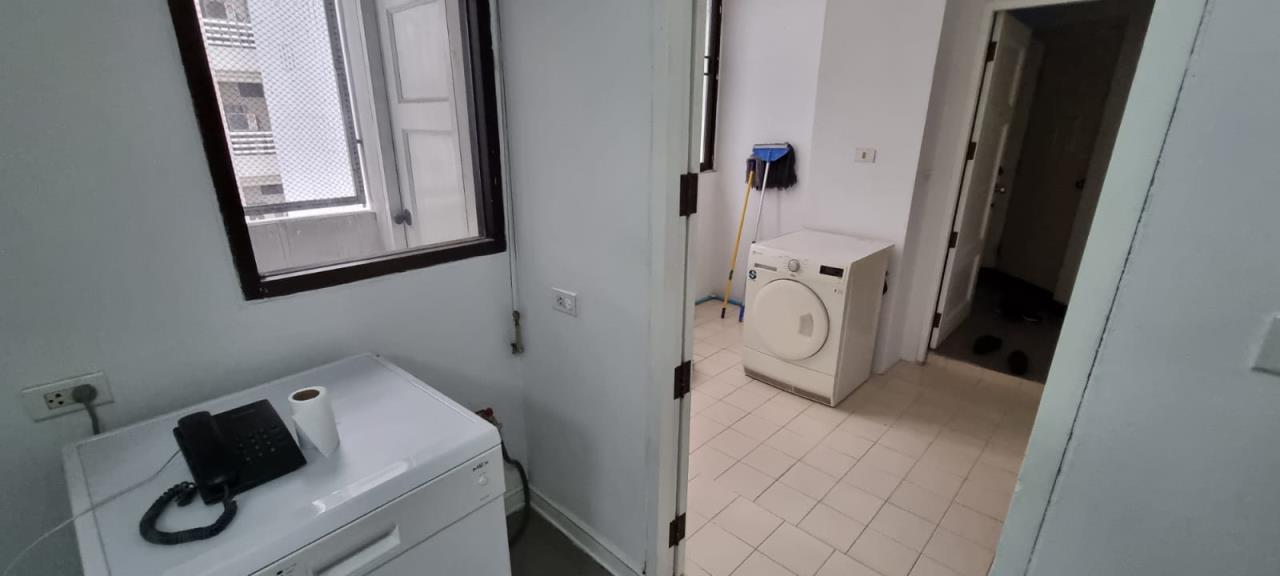 3 bedrooms 3 bathrooms ruamsuk condo for rent