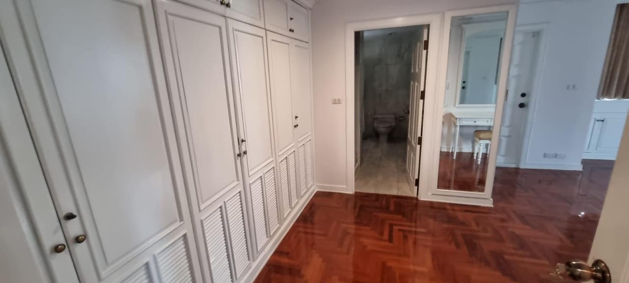 3 bedrooms 3 bathrooms ruamsuk condo for rent