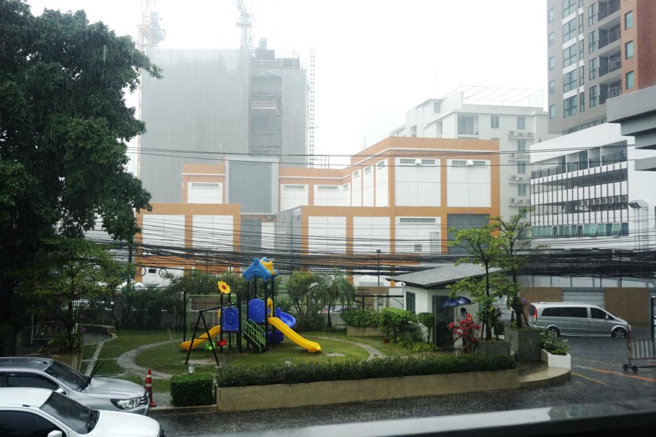 3 bedrooms 3 bathrooms Royal Castle for rent