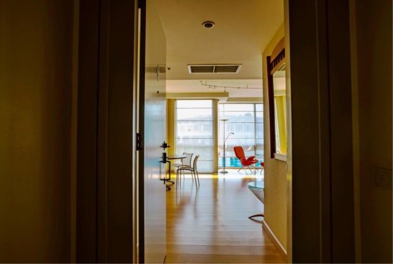 2 Bedrooms 2 Bathrooms Size 160sqm. Langsuan Ville for Rent