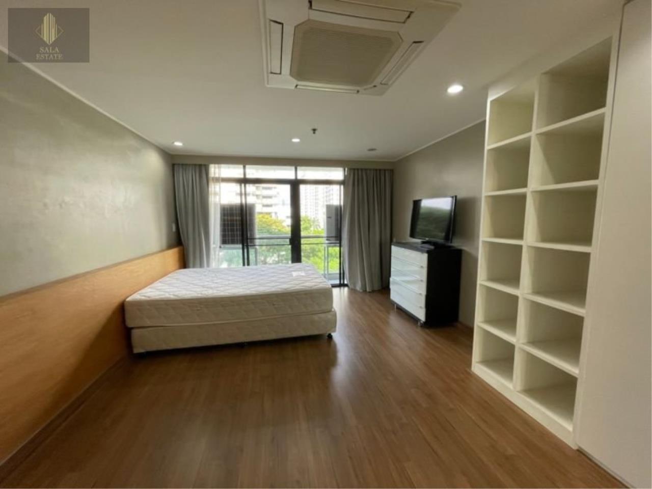 3 bedrooms 3 bathrooms baan prom pong rent sale