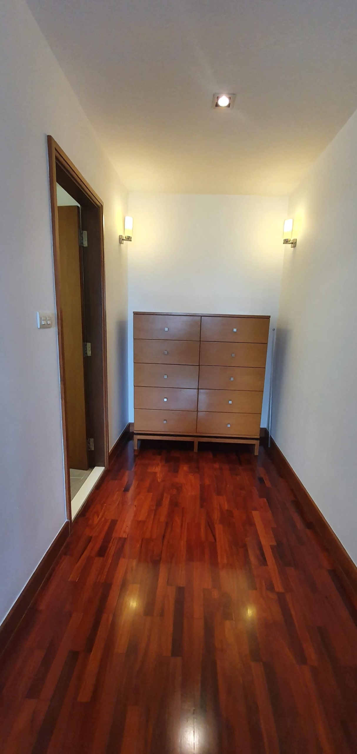 3 Bedrooms 4 Bathrooms rental regent on the park 3 sukhumvit 39