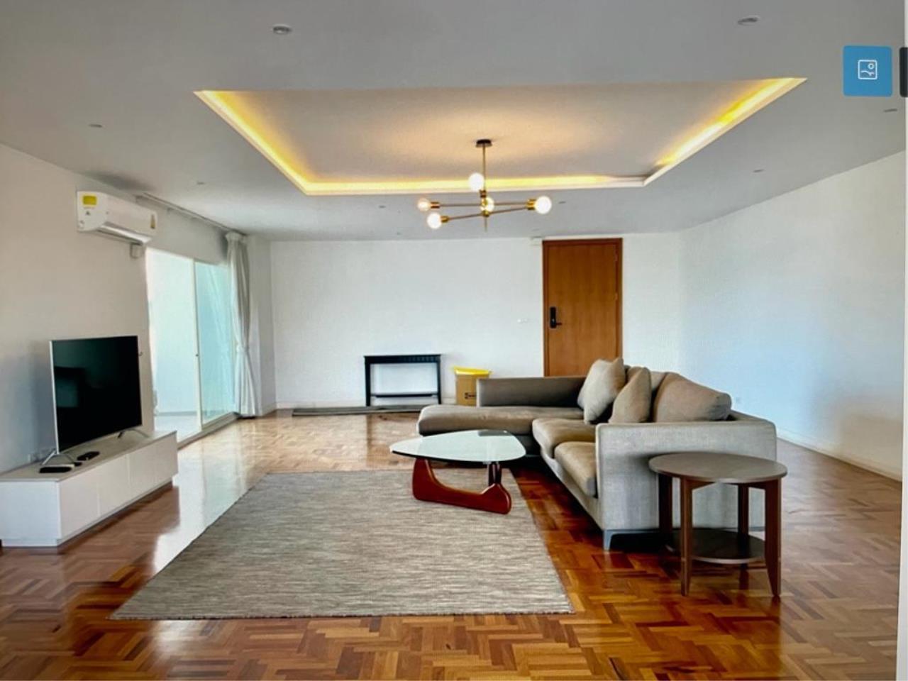 3 bedrooms 3 bathrooms regent on the park for rent for sale