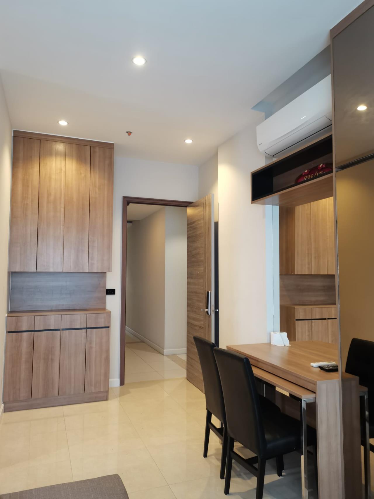 2 bedrooms 1 bathroom size mayfair sukhumvit 50 for rent