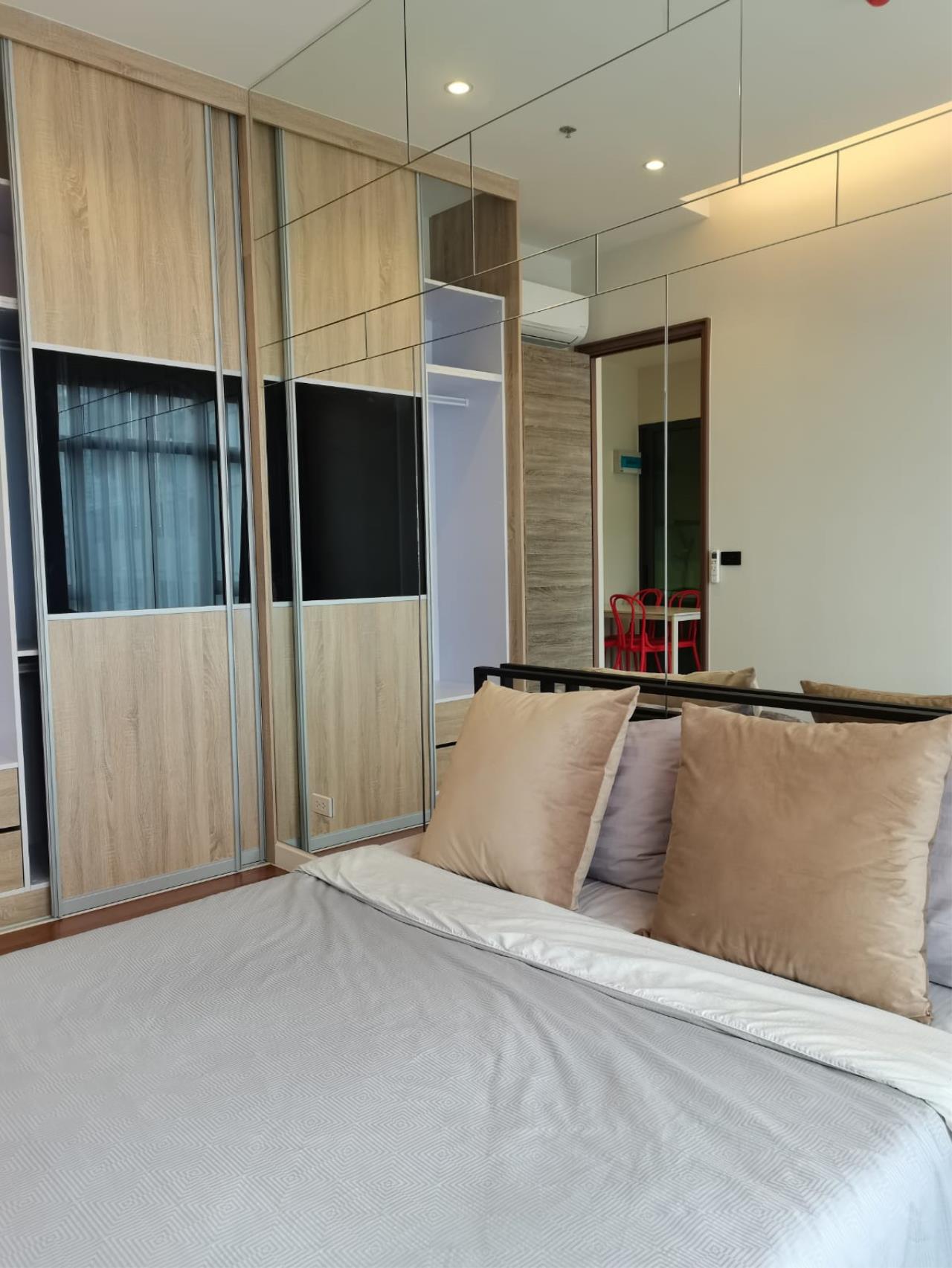 2 bedrooms 1 bathroom mayfair for rent