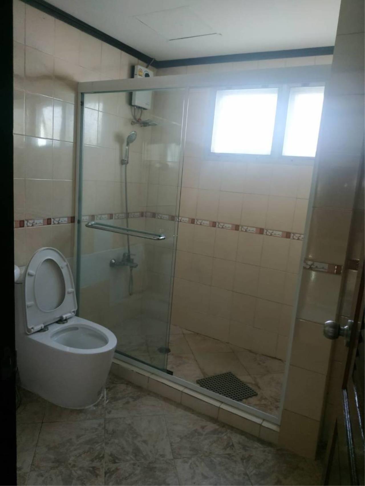 4 bedrooms 2 bathrooms waterford rama 4 for rent