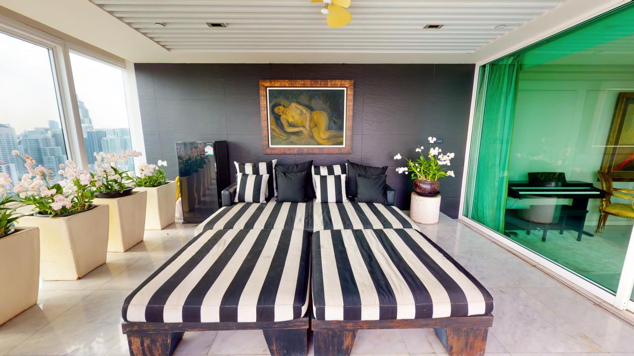3 bedrooms 4bBathrooms le raffine jambunuda sukhumvit 31 for sale