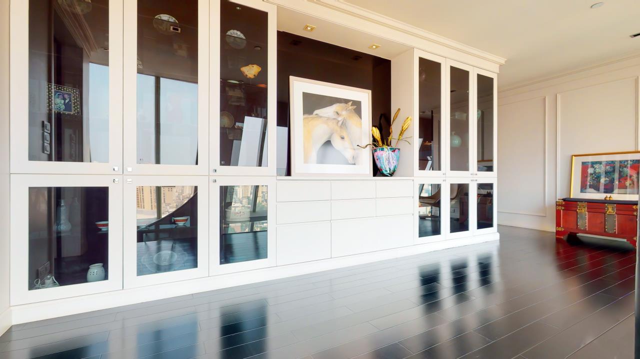 3 bedrooms 4bBathrooms le raffine jambunuda sukhumvit 31 for sale