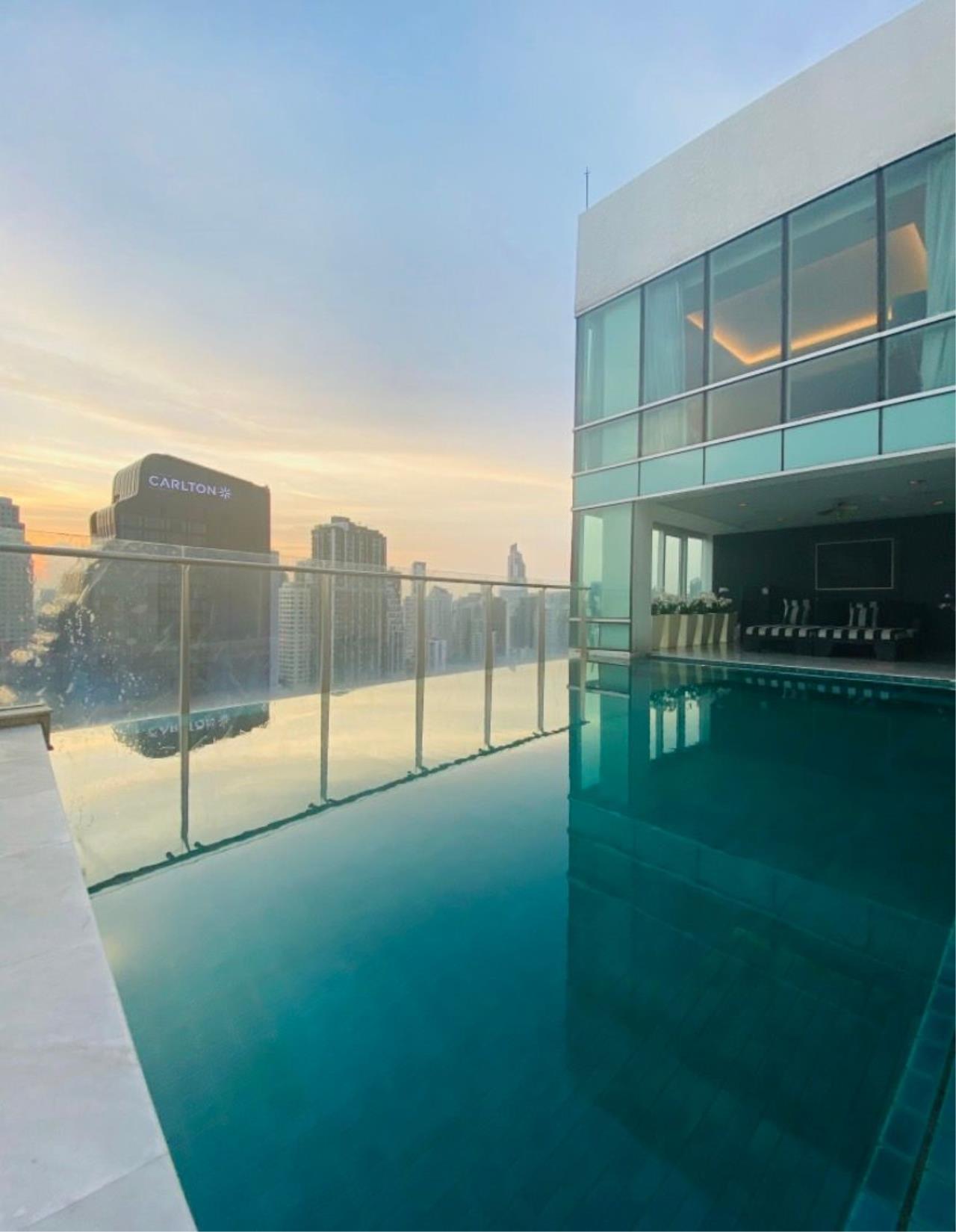 3 bedrooms 4bBathrooms le raffine jambunuda sukhumvit 31 for sale