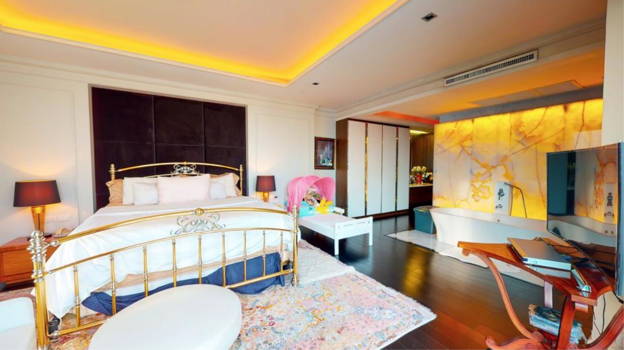 3 bedrooms 4bBathrooms le raffine jambunuda sukhumvit 31 for sale