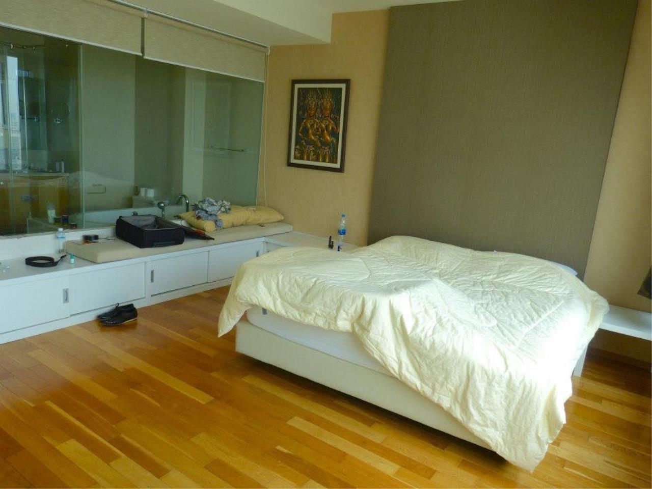 2 bedrooms 2 bathrooms emporio place for rent sale