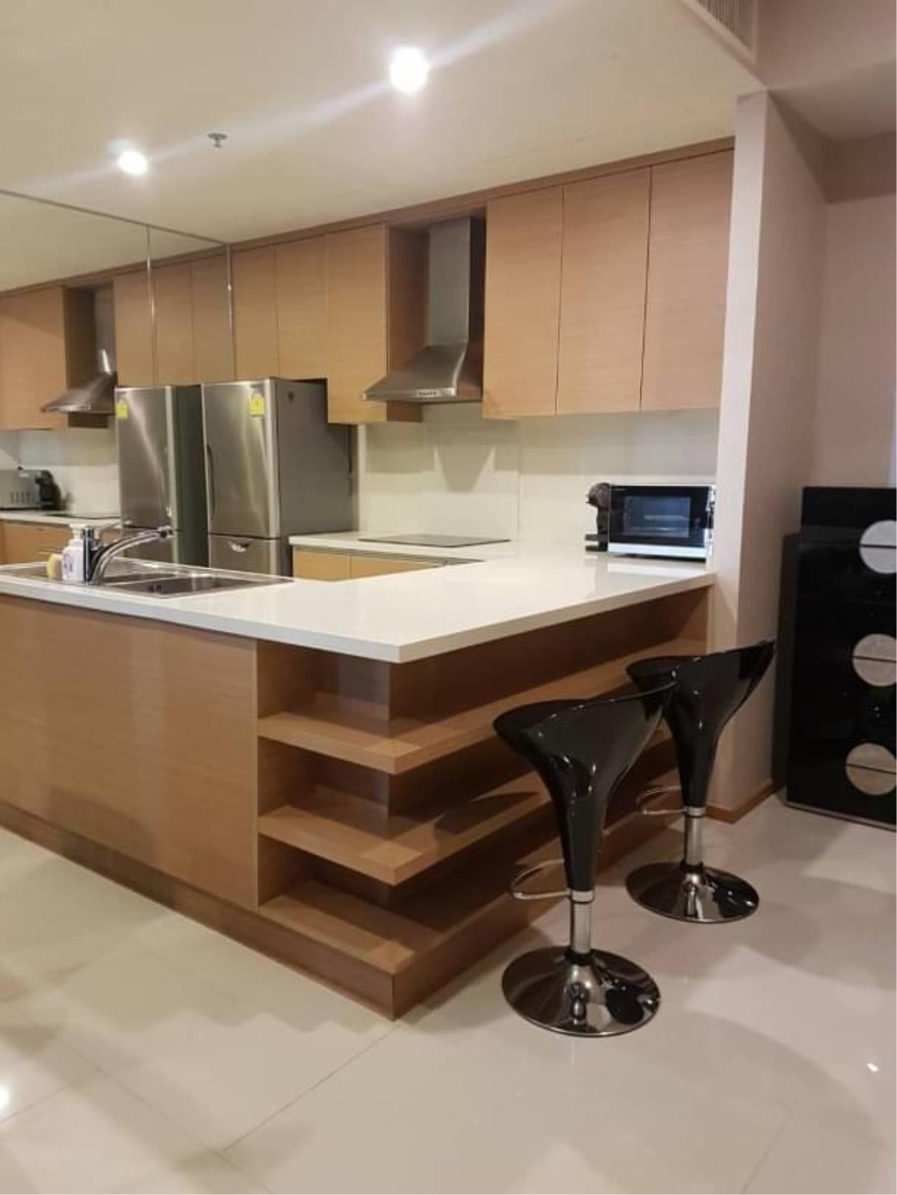 1 bedroom 1 bathroom the emporio place for rent