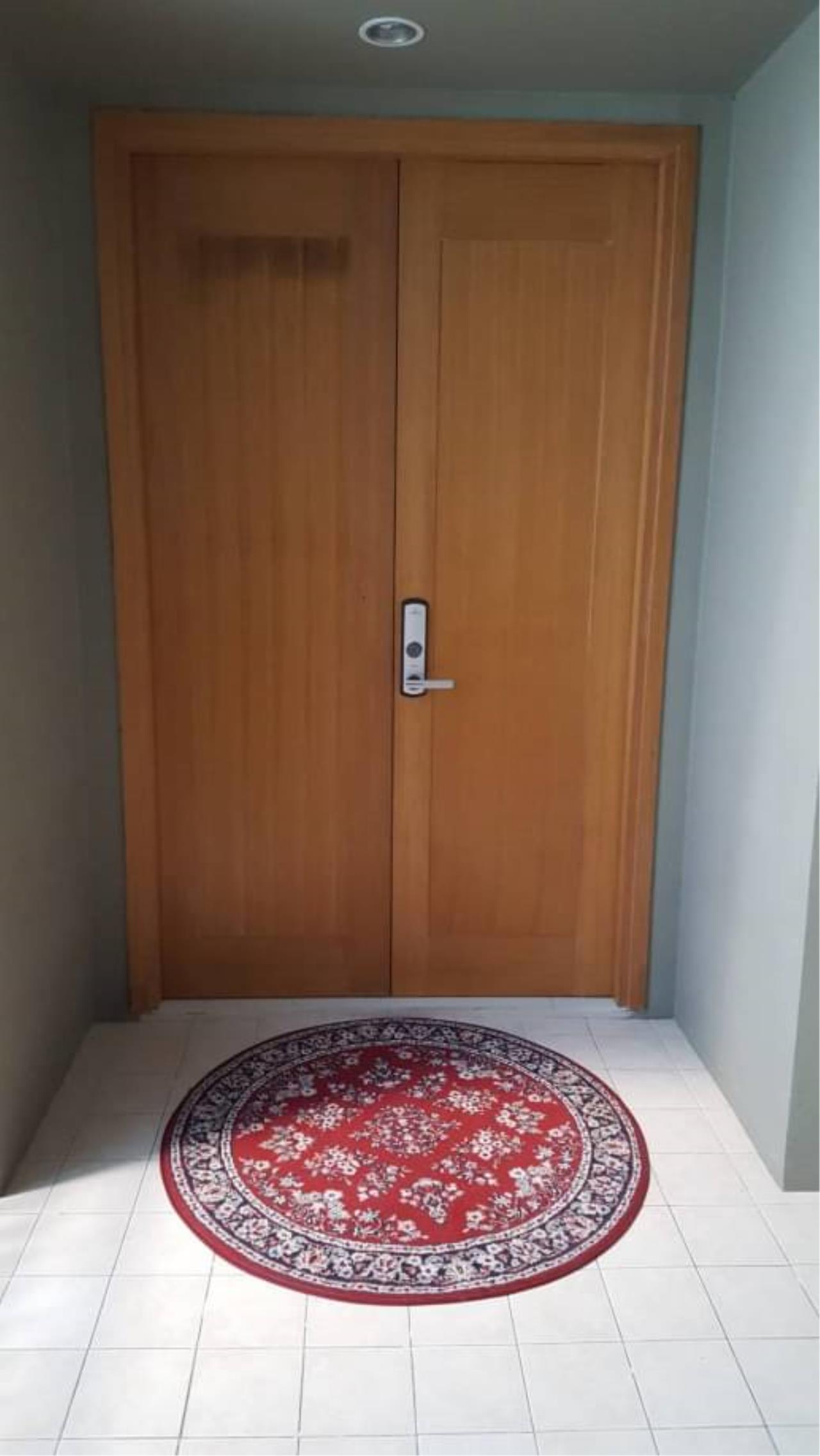 1 bedroom 1 bathroom the emporio place for rent