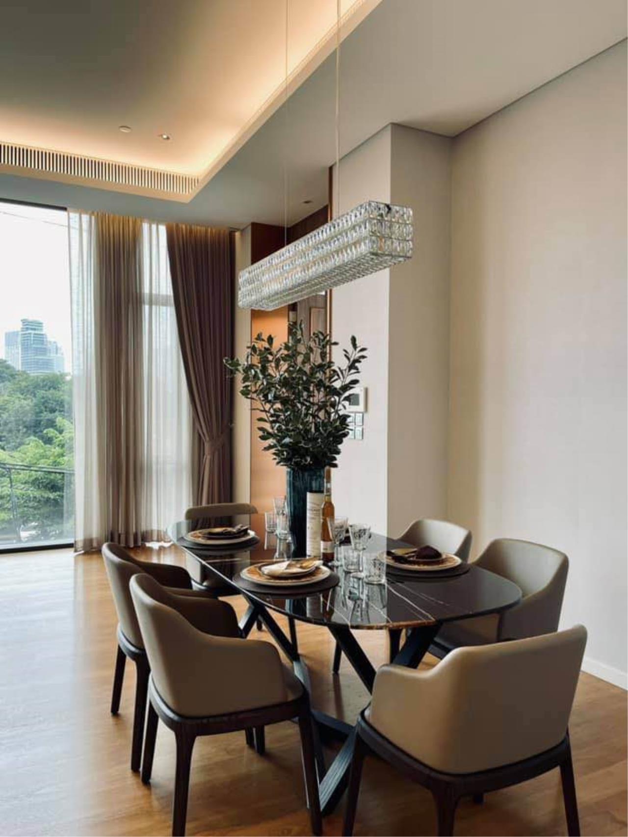 3 bedrooms 4 bathrooms sindhorn lumpini for sale
