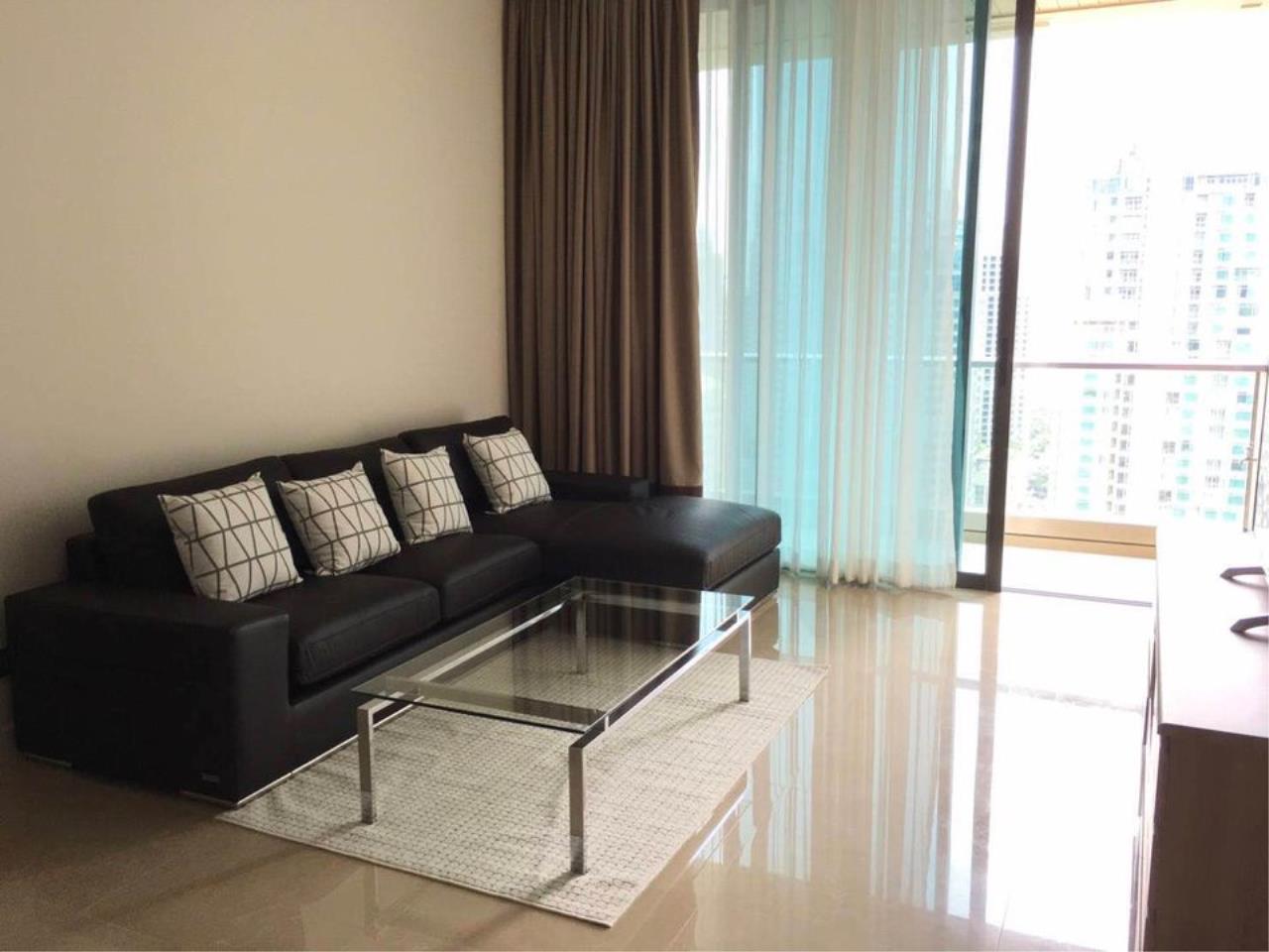 2 bedrooms 2 bathrooms sindhorn residence for rent