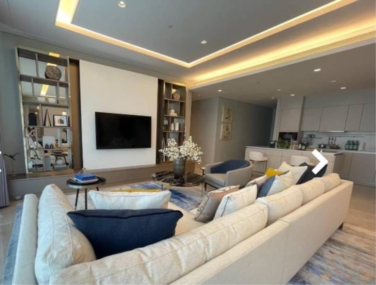 3 bedrooms 4 bathrooms sindhorn residence for rent sale