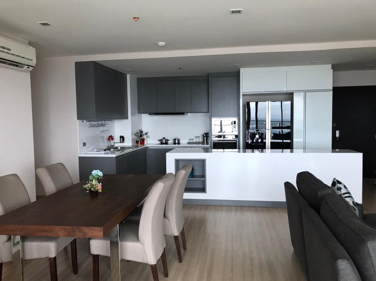 3 bedrooms 3 bathrooms skywalk residences for sale