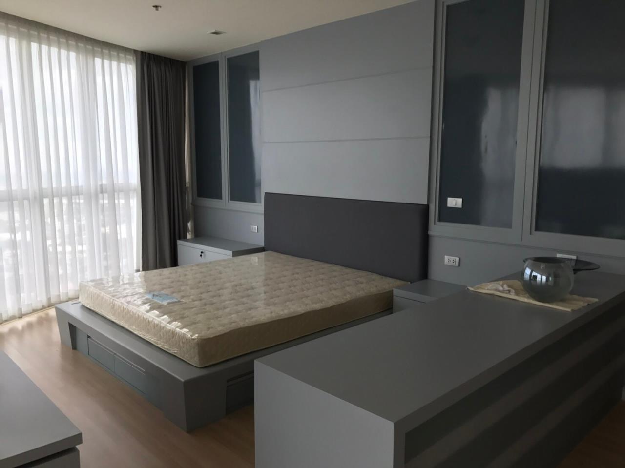 3 bedrooms 3 bathrooms skywalk residences for sale