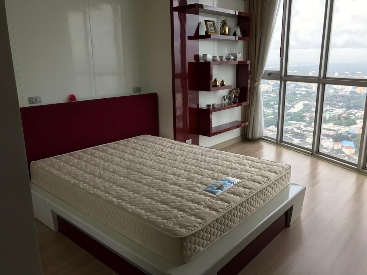3 bedrooms 3 bathrooms skywalk residences for sale
