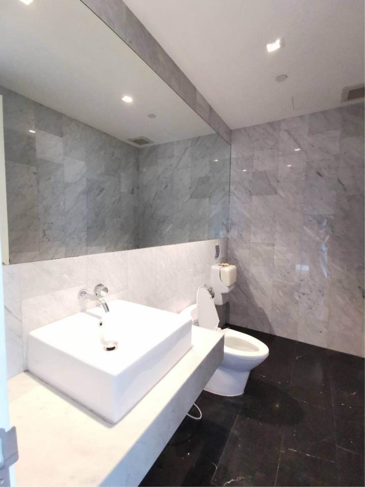 3 bedrooms 4 bathrooms size 365sqm. le raffine 39 for rent for sale