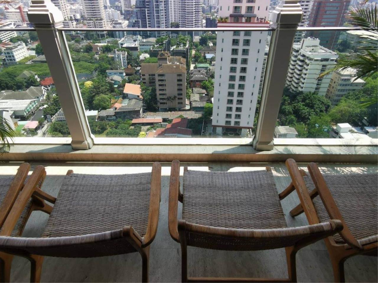 3 bedrooms 4 bathrooms size 365sqm. le raffine 39 for rent for sale