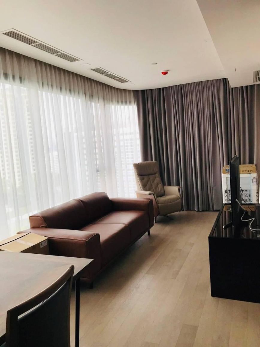 2 beds 2 bath 66sqm AShton ASoke for rent