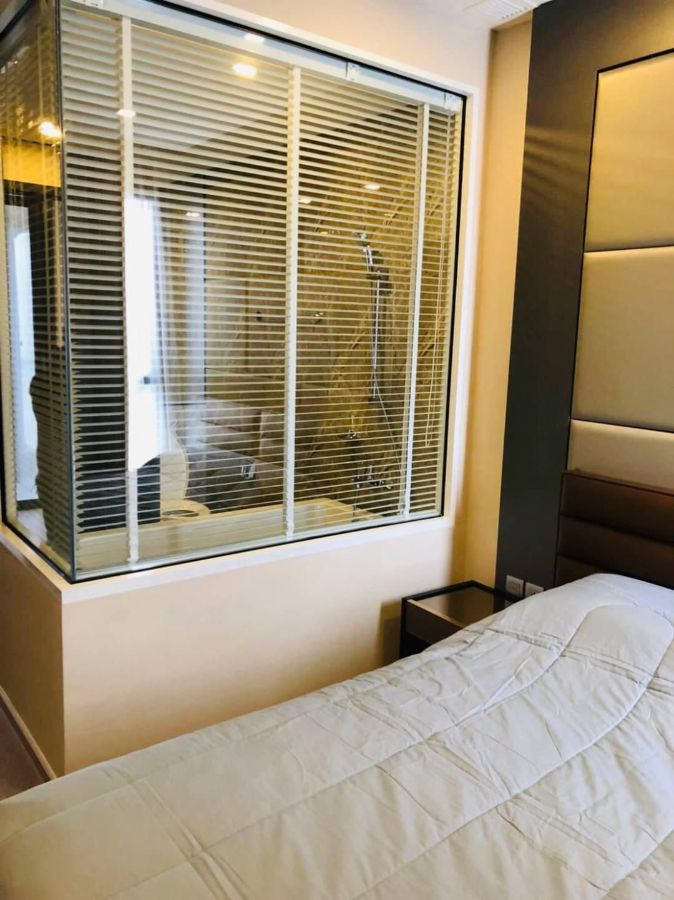 2 beds 2 bath 66sqm AShton ASoke for rent