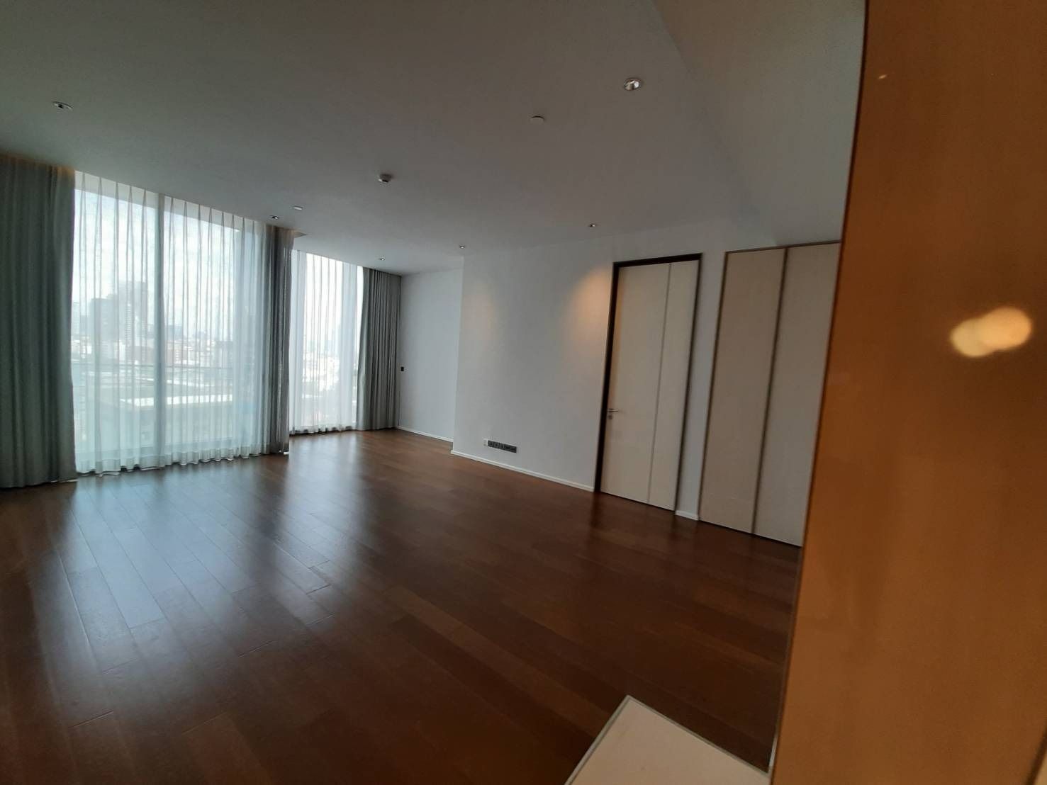 2 bedrooms 2 bathrooms KRAAM Sukhumvit 26 for rent