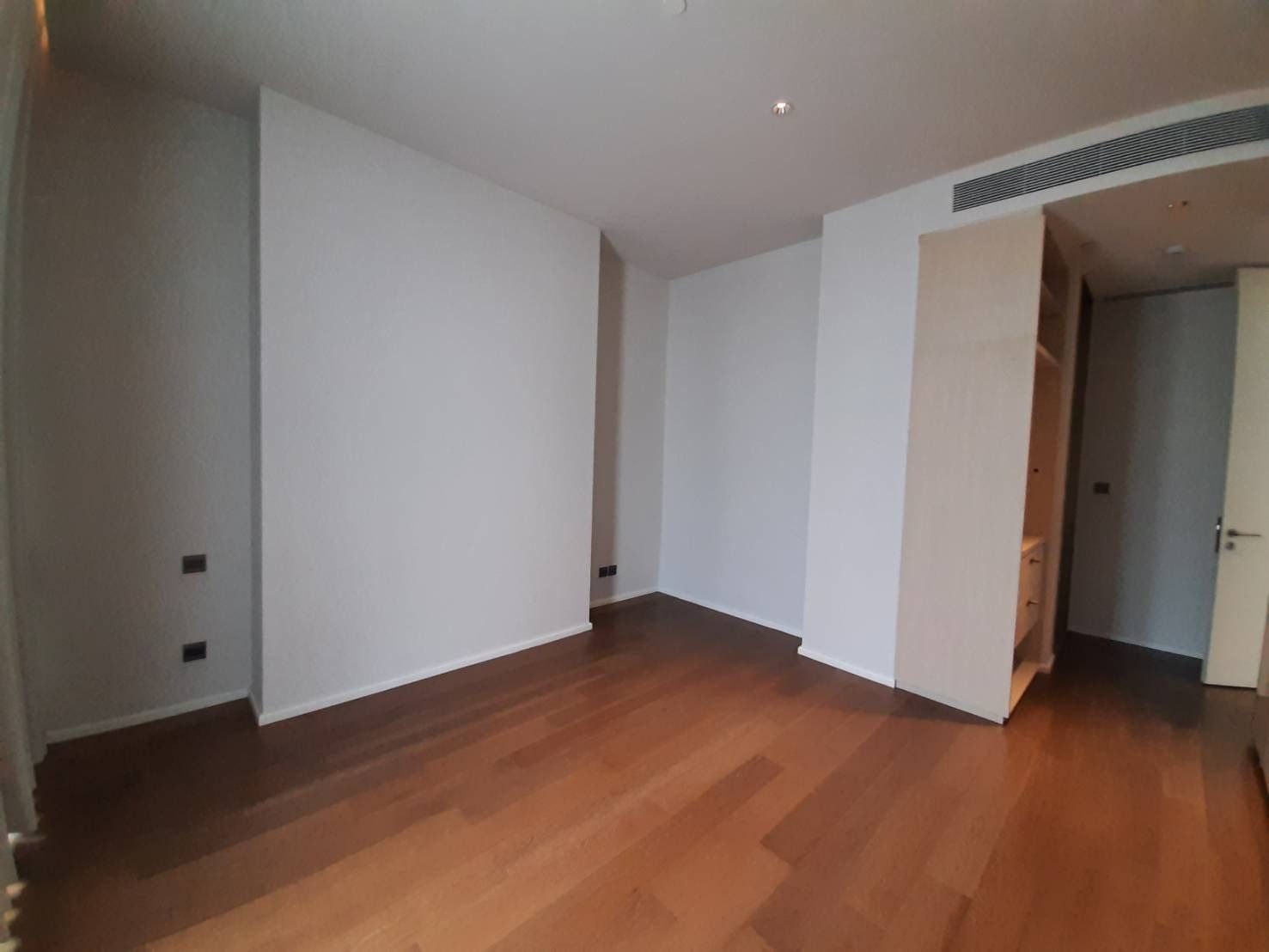 2 bedrooms 2 bathrooms KRAAM Sukhumvit 26 for rent