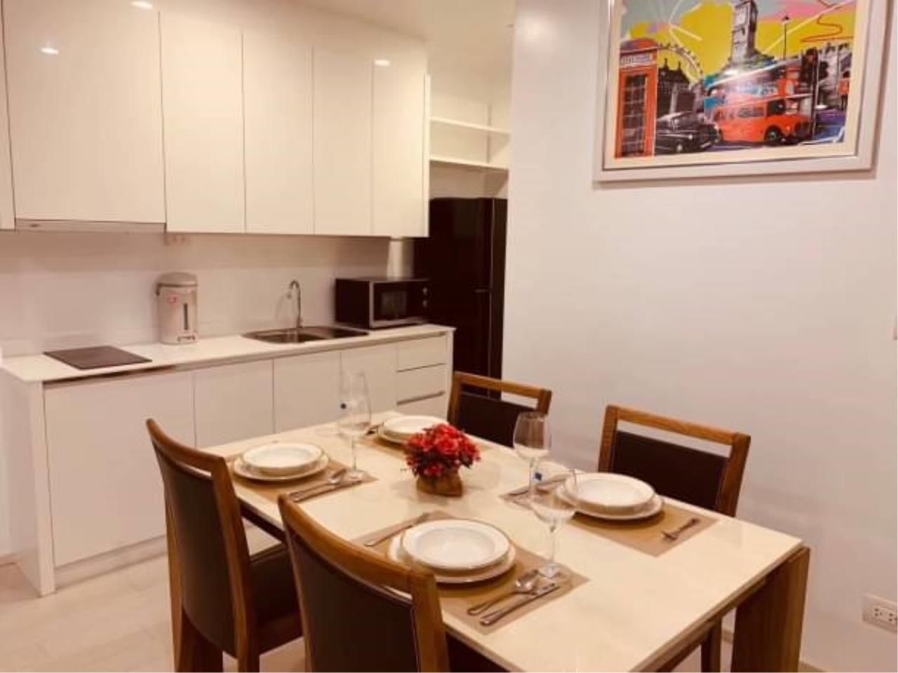 2 Bedrooms 2 Bathrooms Size 100sqm. Noble Ploenchit for Rent