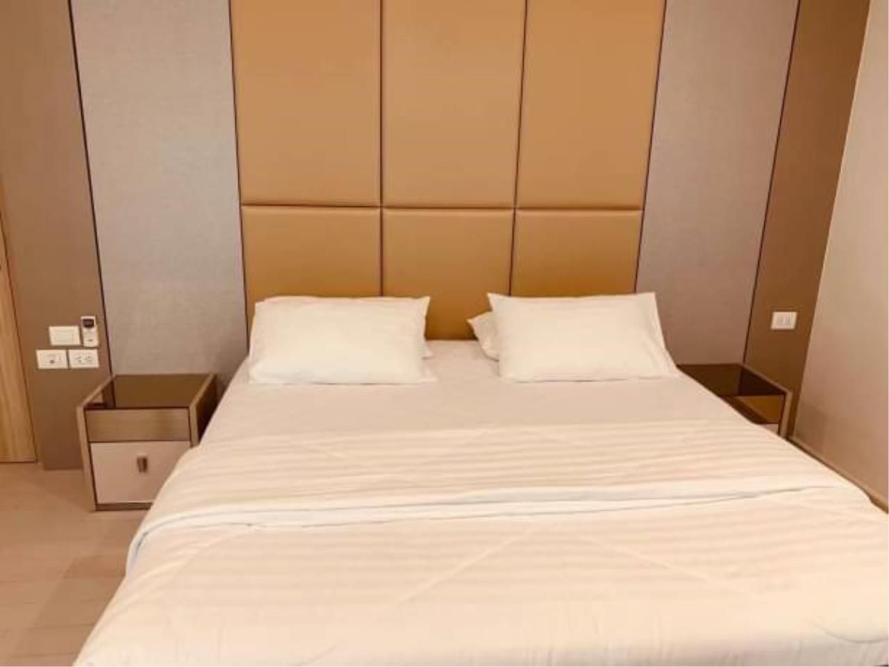 2 Bedrooms 2 Bathrooms Size 100sqm. Noble Ploenchit for Rent
