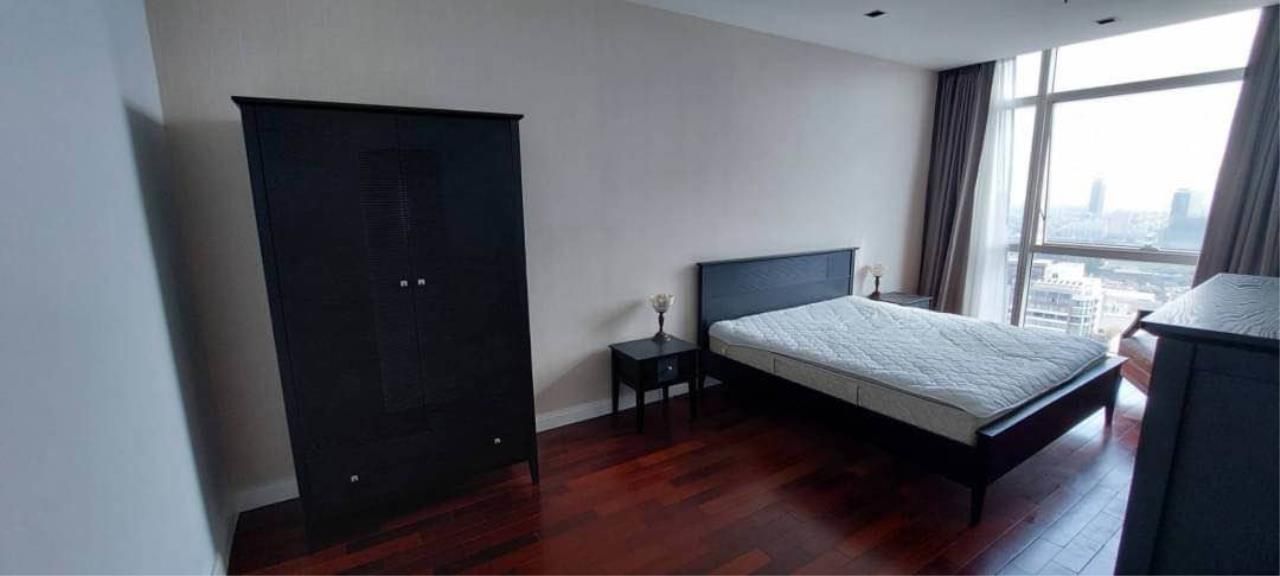 2 Bedrooms 3 Bathrooms Size 132sqm. Athenee Residence for Rent