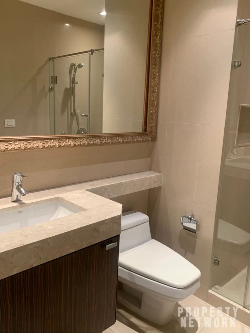 3 Bedrooms 3 Bathrooms Size 215sqm. Athenee Residence for Rent