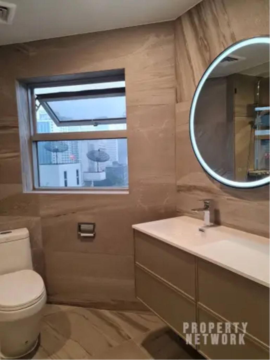 3 Bedrooms 3 Bathrooms Size 178sqm. All Season Mansion for Rent