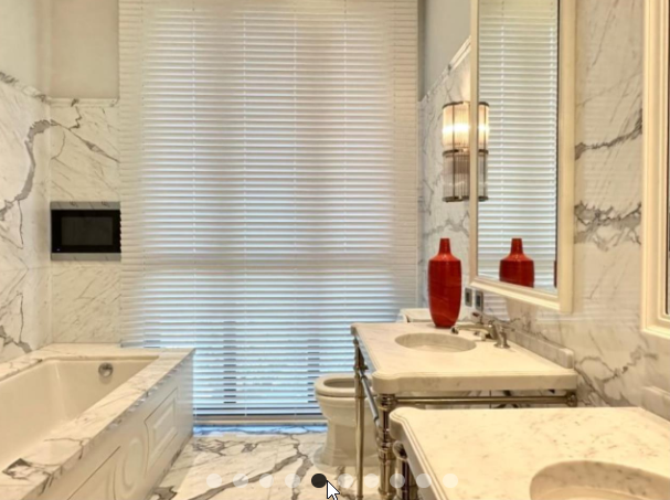 2 Bedrooms 3 Bathrooms Size 131sqm. 98 Wireless for Sale